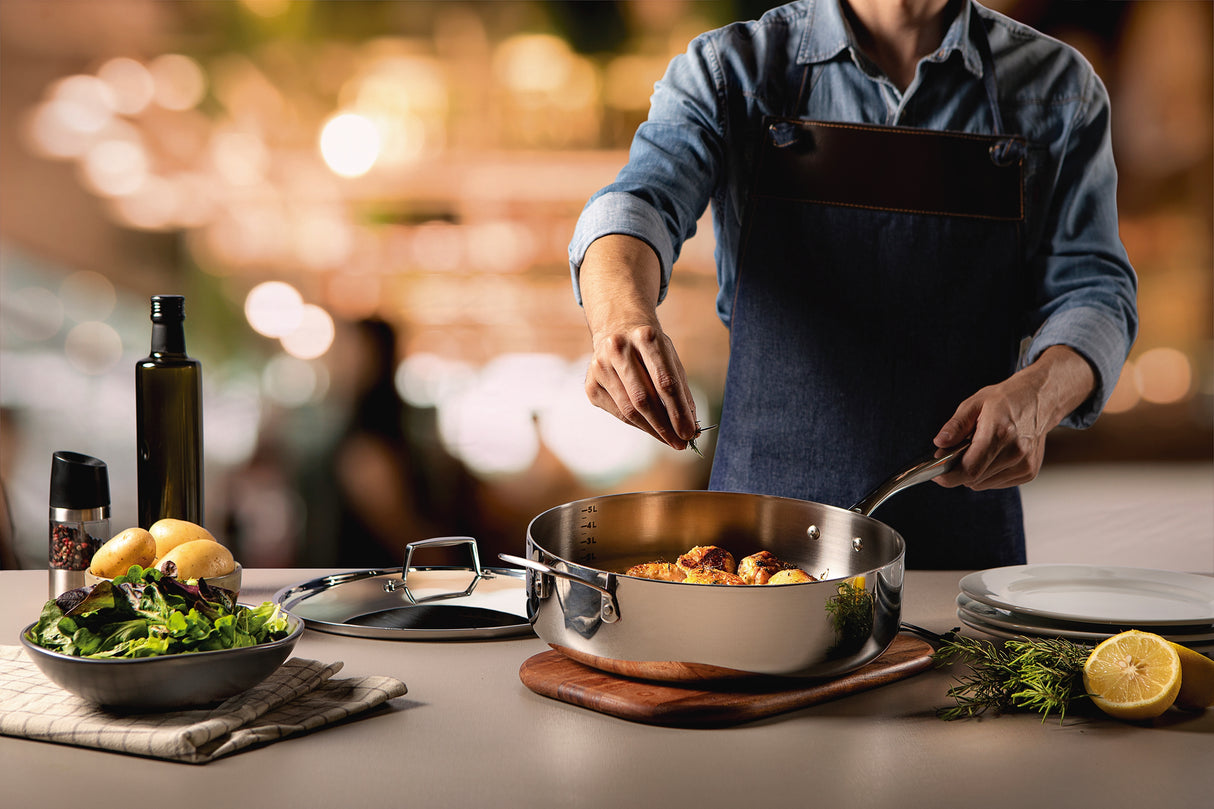 <tc>Tramontina Grano 30 cm / 5,6 l nerūsējošā tērauda cepšanas panna ar trīsslāņu korpusu, vāku un garu rokturi</tc>