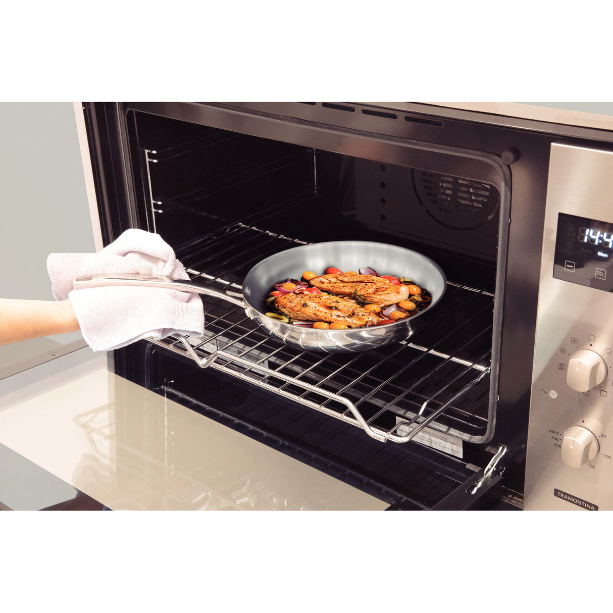 GRANO, 26 cm stainless steel frying pan with tri-ply body and long handle